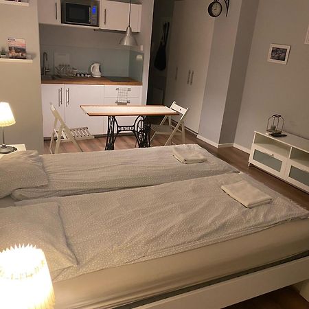 B&B Apartman Eger Eksteriør bilde
