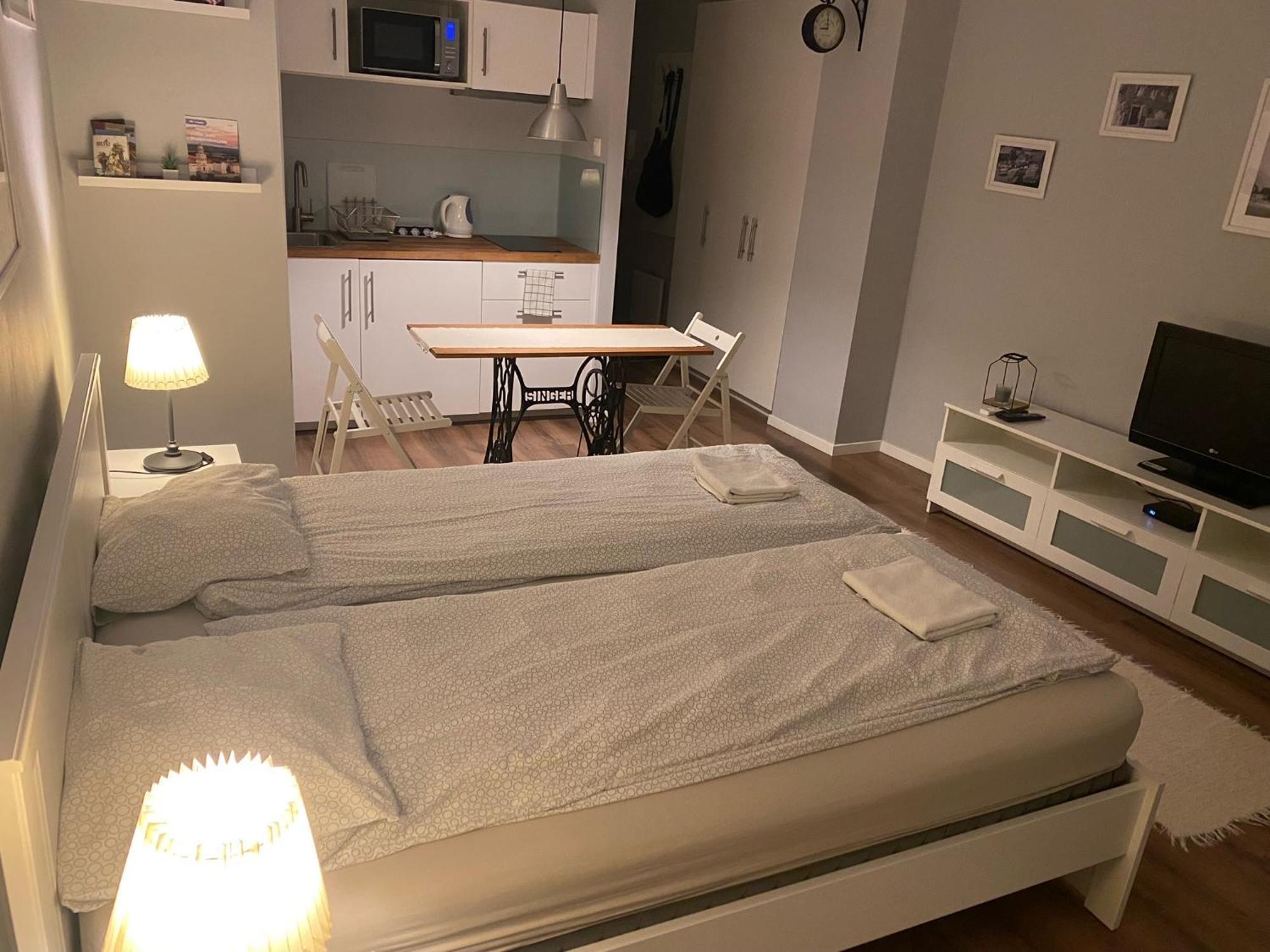B&B Apartman Eger Eksteriør bilde