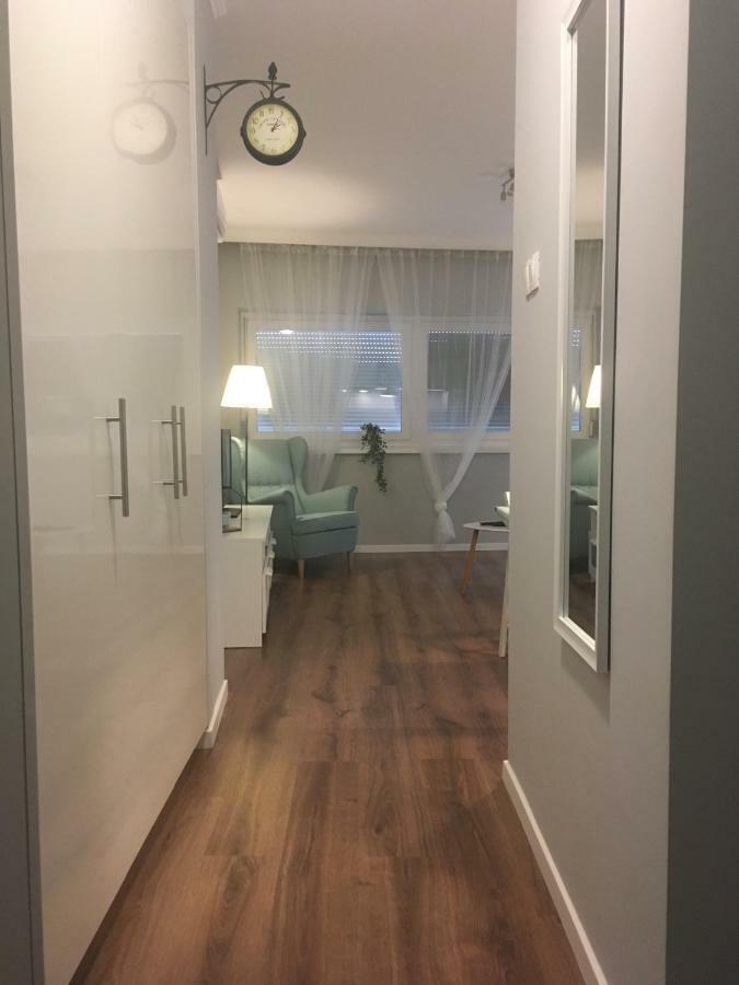 B&B Apartman Eger Eksteriør bilde